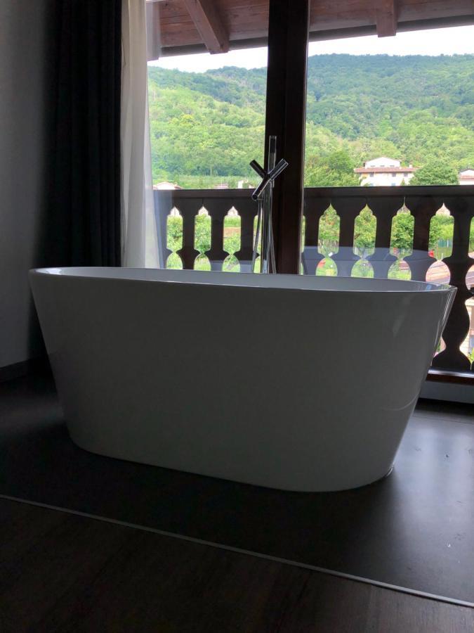 La Terrazza Sulle Vigne B&B Corte Franca Ngoại thất bức ảnh