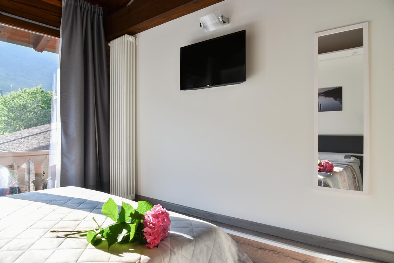 La Terrazza Sulle Vigne B&B Corte Franca Ngoại thất bức ảnh